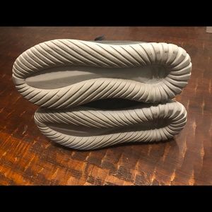 Adidas Tubular Radial Men’s Size 5